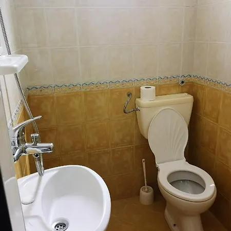 Къща За Гости Перфекто * Τσερνομόρετς